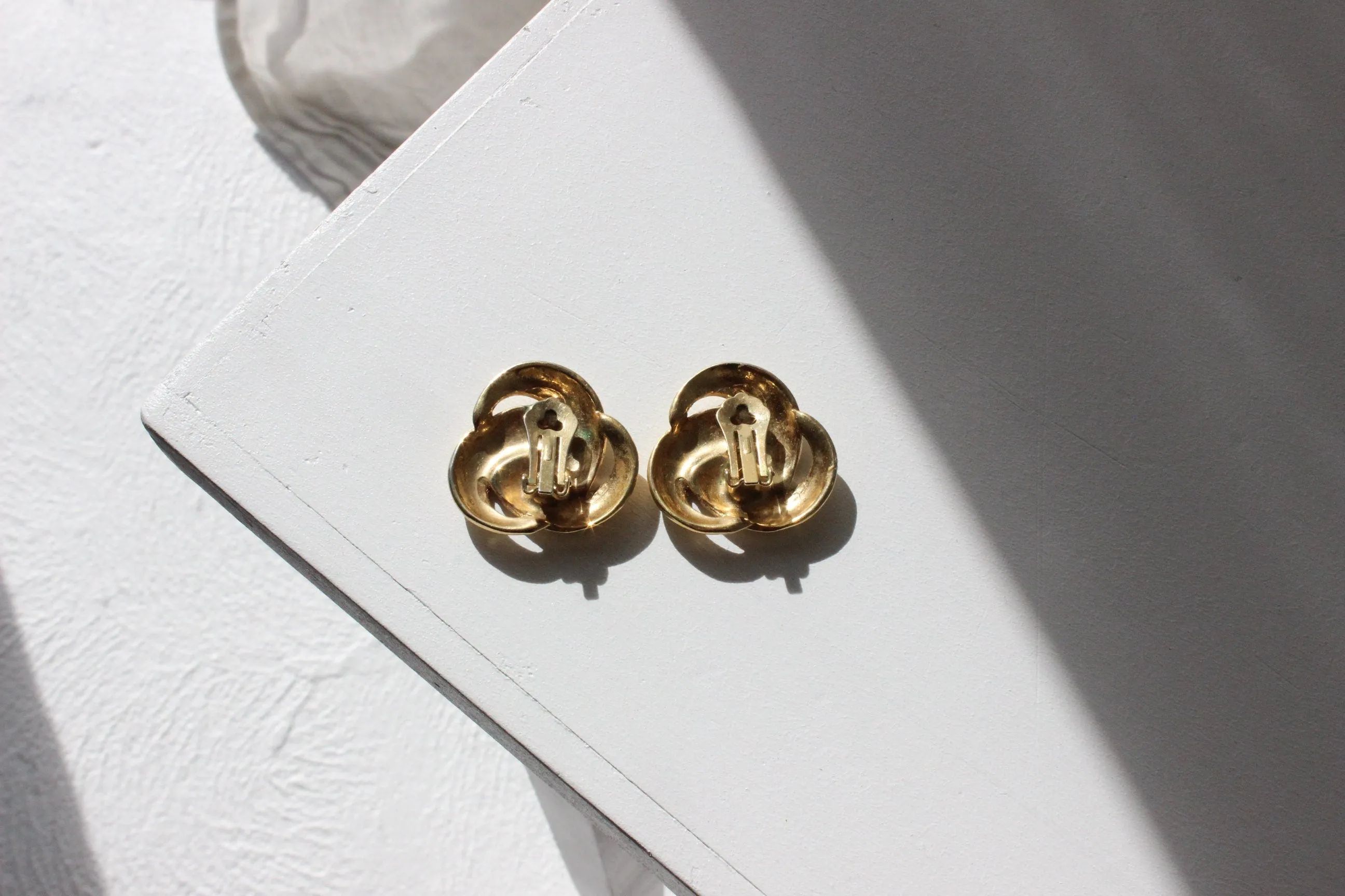 80s Modernist Chunky Gold 'Knots' Oversized Clip On Earrings