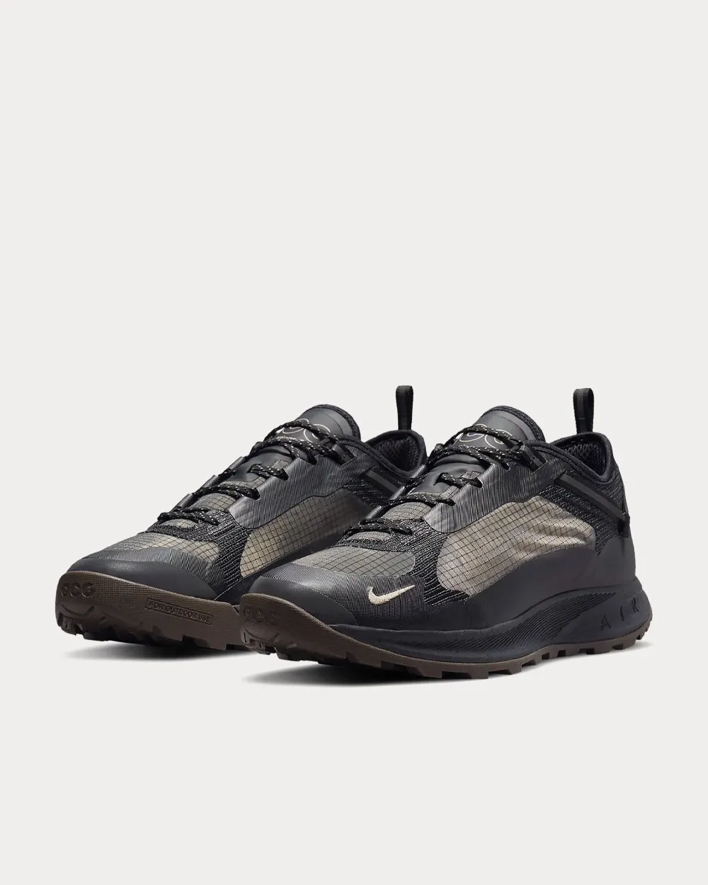 ACG Air Nasu 2 Black / Anthracite / Black Low Top Sneakers