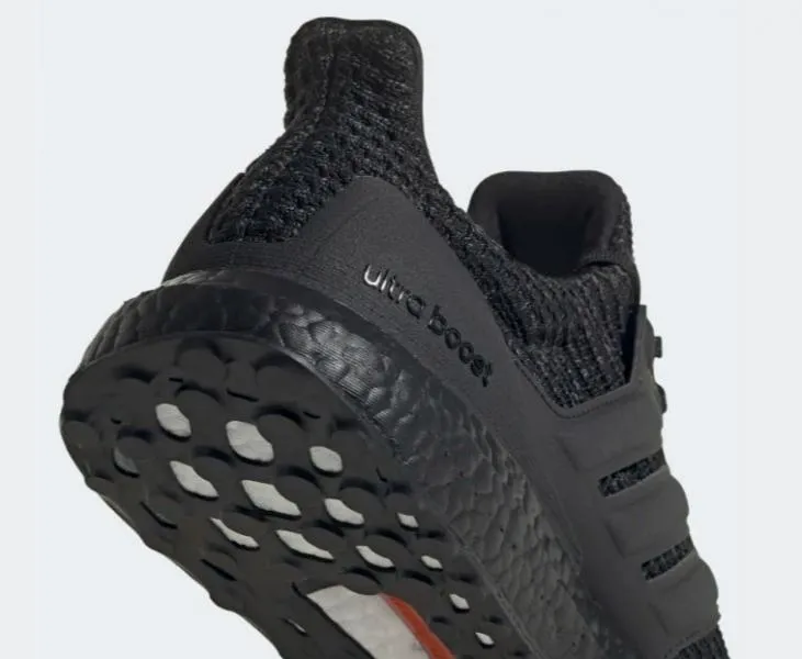 adidas Ultraboost 4.0 DNA - Black/Red