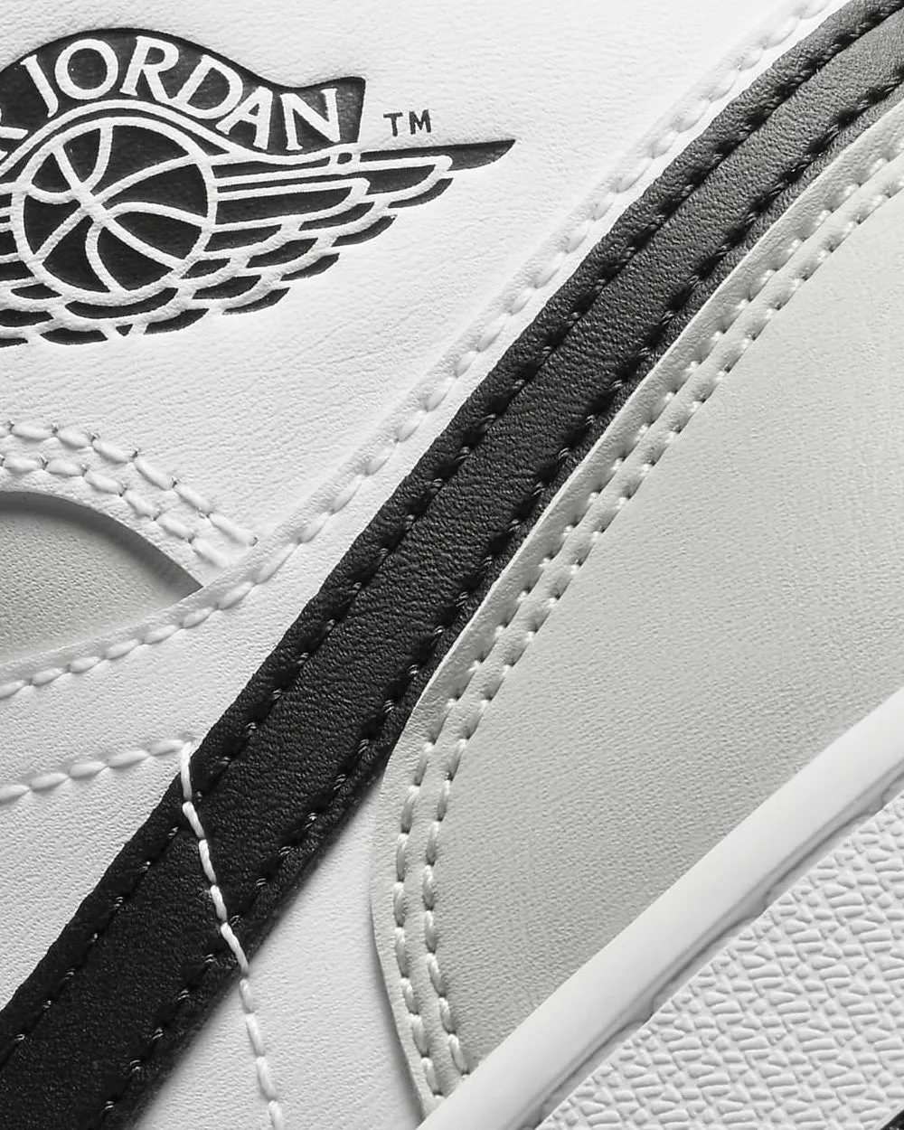 Air Jordan 1 Mid Grey Fog / White / Black Mid Top Sneakers