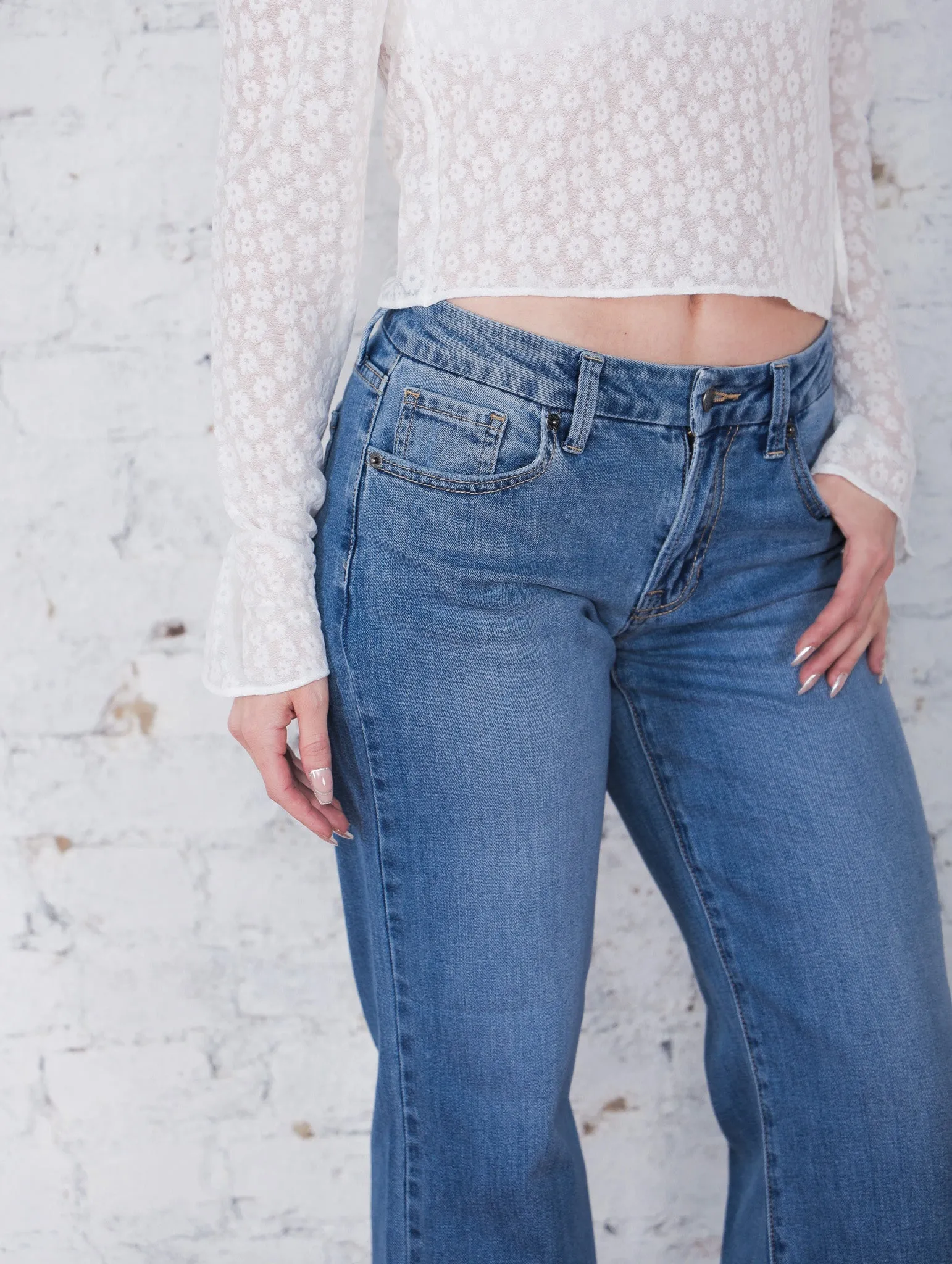 Coastal Cropped Wide Leg Jeans
