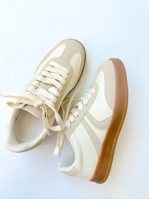 Emily Beige Sneaker