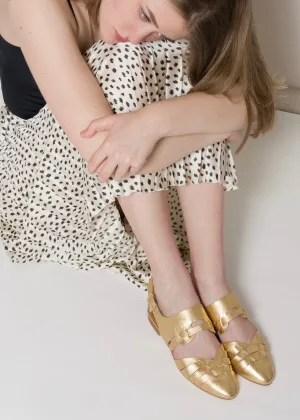 FEDORA Golden Closed Toe Sandal