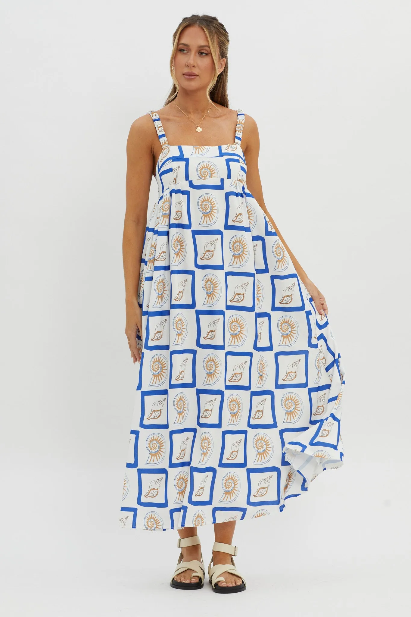 LOST IN LUNAR Katie Maxi Dress Shell Print
