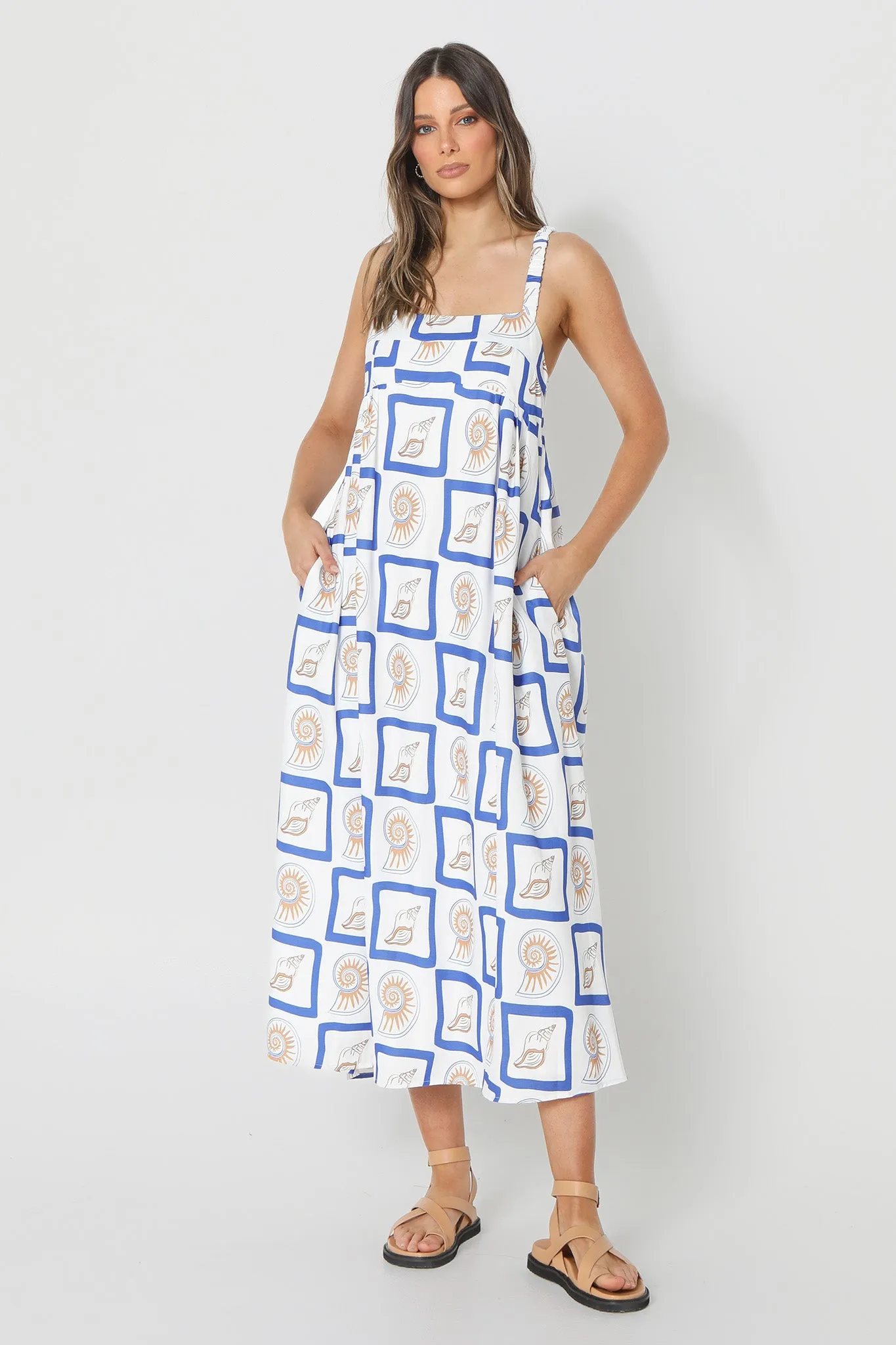 LOST IN LUNAR Katie Maxi Dress Shell Print