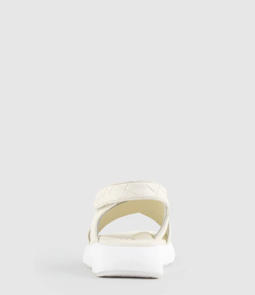 OBAMA Crossover Sandal on Unit in Offwhite Weave