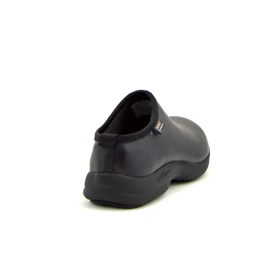Oliver Solid Black Clog