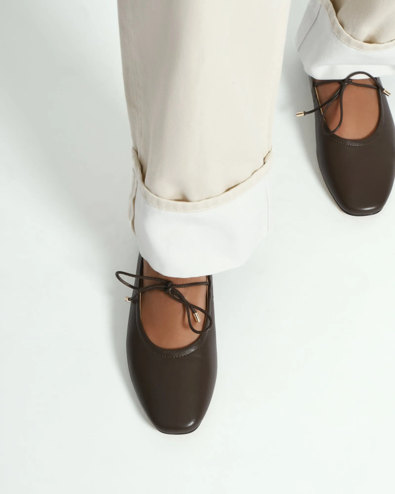 PETAL CASUAL FLATS DARK RYE LEATHER
