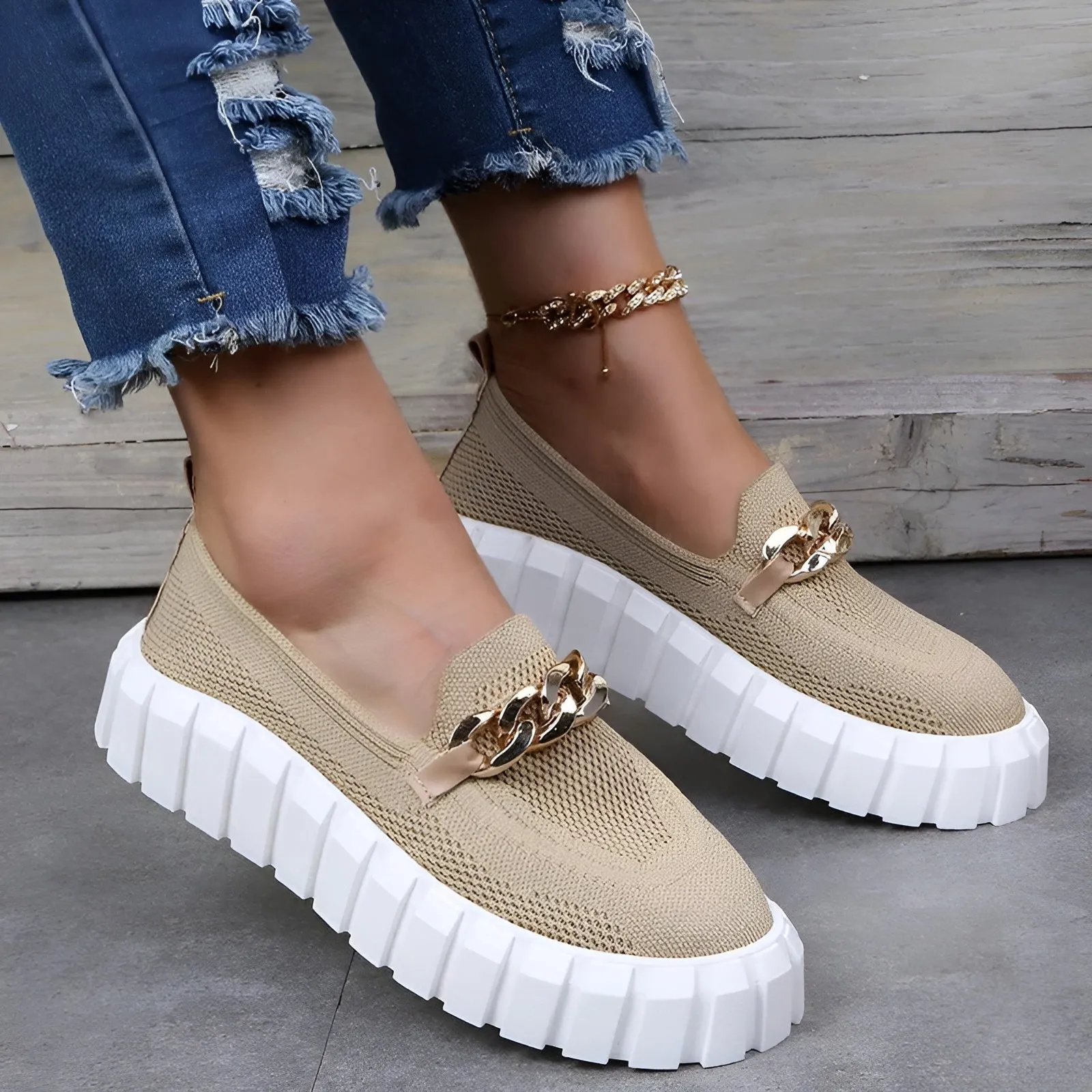 Shia | Dames Slip-ons met Gouden Ketting