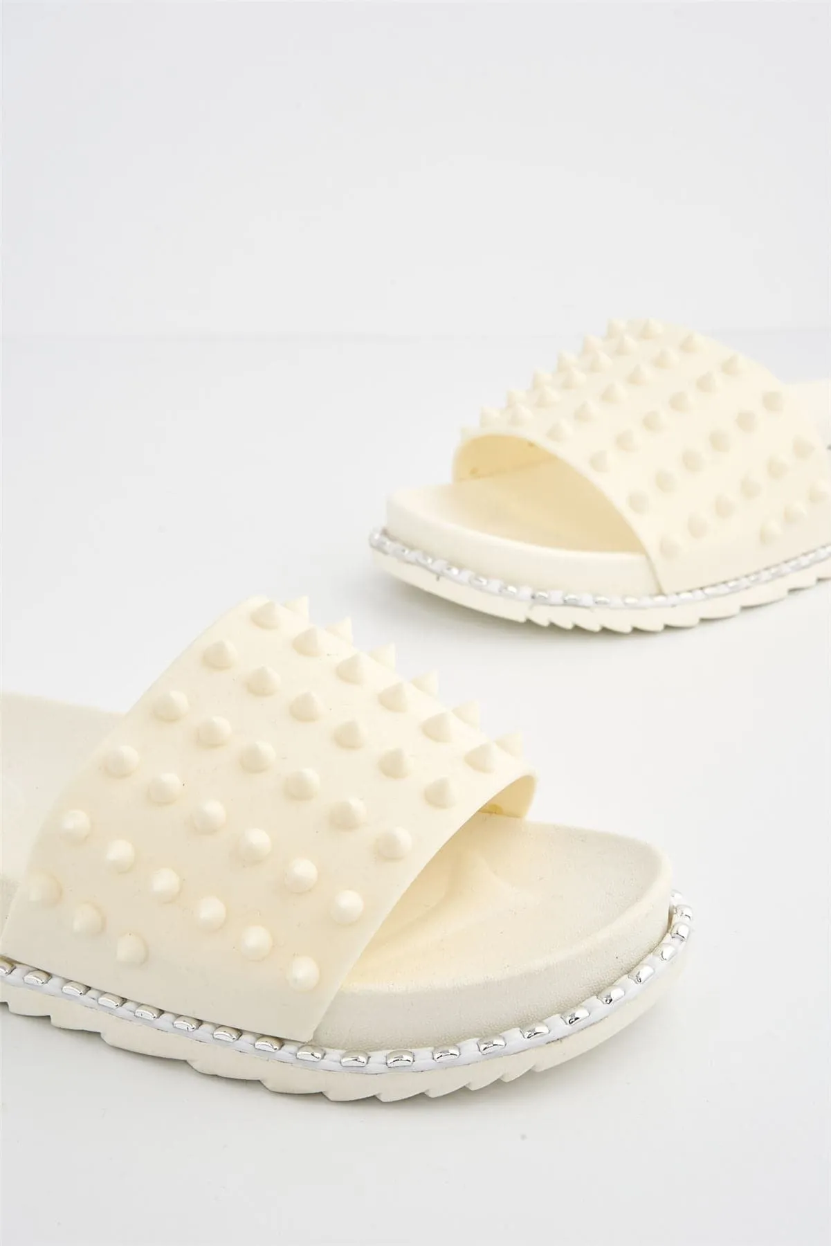 Stealth Studded Slider in White