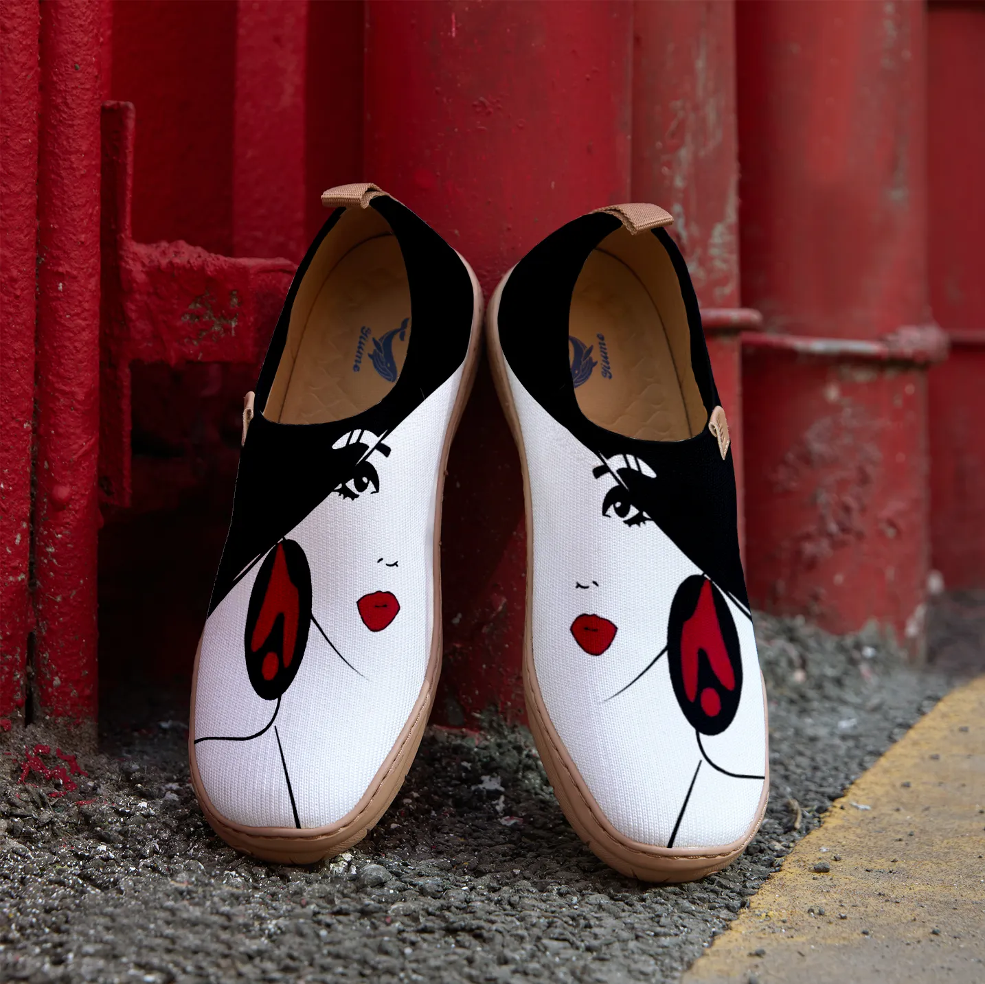 Yiume Women's Art Slip-On Shoes Comfortable Breathable Knit Casual Footwear,Monochrome Portraits